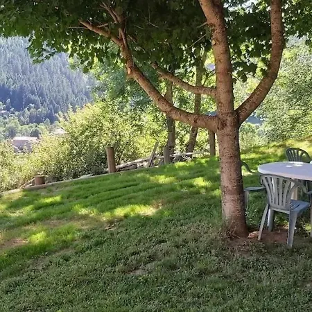 Maison Charmante Avec Vue Sur La Montagne A Semesterbostad Saint-Anthème