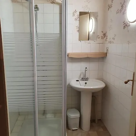 Semesterbostad Maison Charmante Avec Vue Sur La Montagne A *